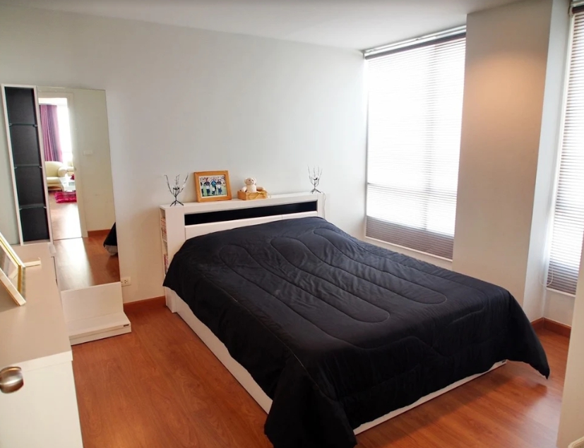 Centric Scene Aree 2 for Sale with Tenant - 3 bed / 3 bath / 112.8 sqm / price - 13600000 THB รูปที่ 1