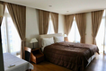 เช่าด่วน คอนโด วัฒนา สวีท สุขุมวิท ซอย 15  แบบ 3 ห้องนอน ** For Rent** A Nice 3 Bedroom Unit with Great Price in Sukhumvit 15