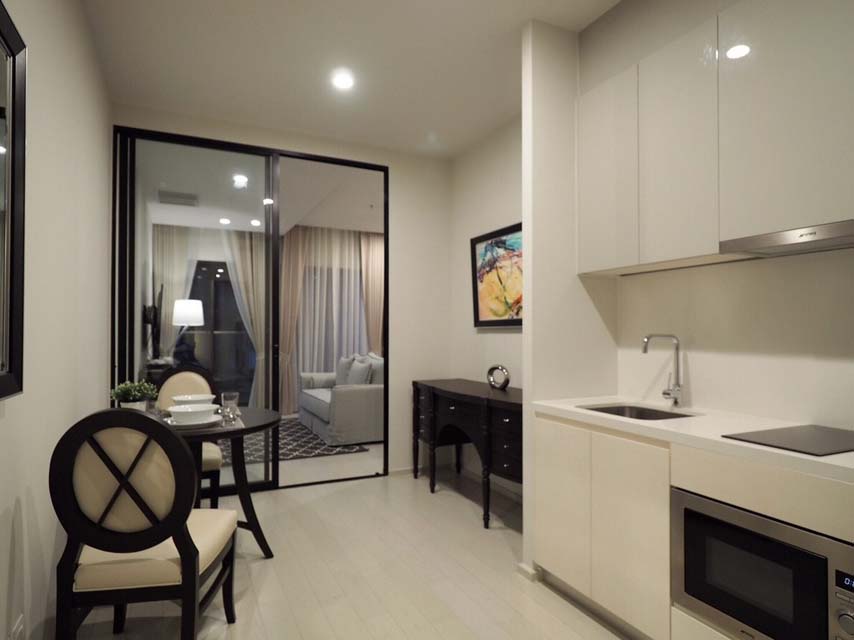 +++ For sale and rent 1 bedroom at Noble Ploenchit near BTS Ploenchit +++  รูปที่ 1