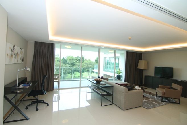 Condo for Rent: North Park Place –The excrusive in golf club Size: 168  sq.m รูปที่ 1