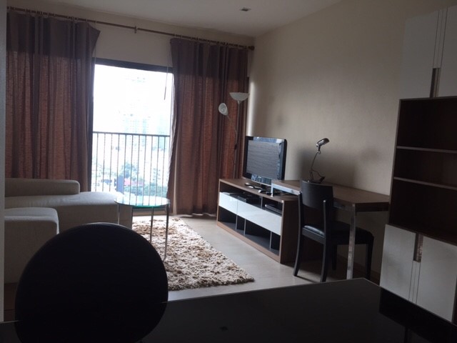 Condo for Rent : Noble Remix Thonglor 55 sqm 1 Bed, 1 Bath S รูปที่ 1