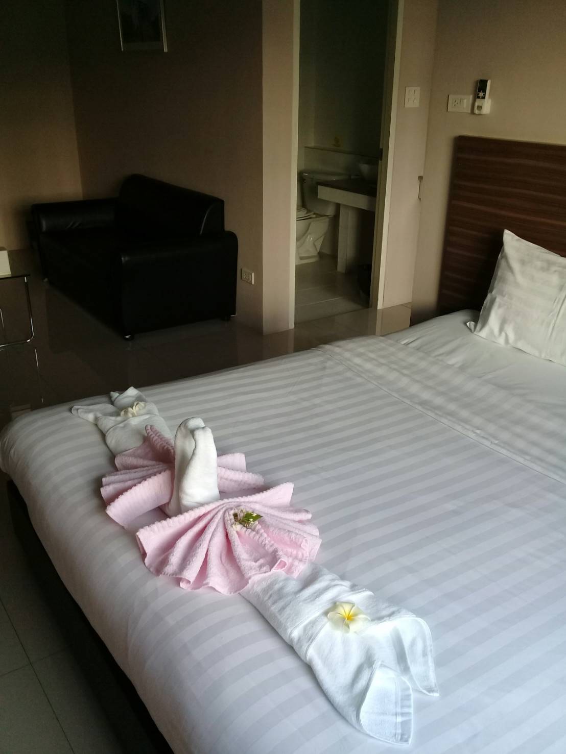 รับสมัคร แม่บ้านประจำโรงแรม  รูปที่ 3