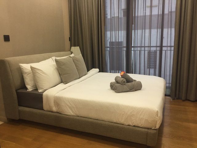 For rent  Klass Langsuan Type   1 bedroom  1 bathroom รูปที่ 1