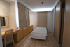 รูปย่อ เช่าด่วน คอนโด Las Colinas สุขุมวิท ซอย 21  แบบ 2 ห้องนอน **For Rent** A Nice 2 Bedroom Unit right near MRT Sukhumvit รูปที่3