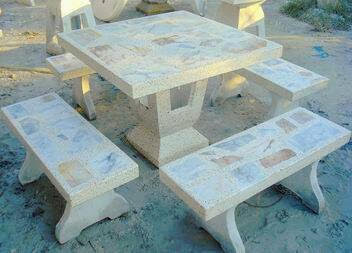 จำหน่ายโต๊ะหินอ่อน มีให้เลือกหลายแบบ ทั้งแบบ โต๊ะชุดใหญ่ ม้าสนาม อีเต้า ลูกเต๋า  สามขา ฯลฯ รูปที่ 1