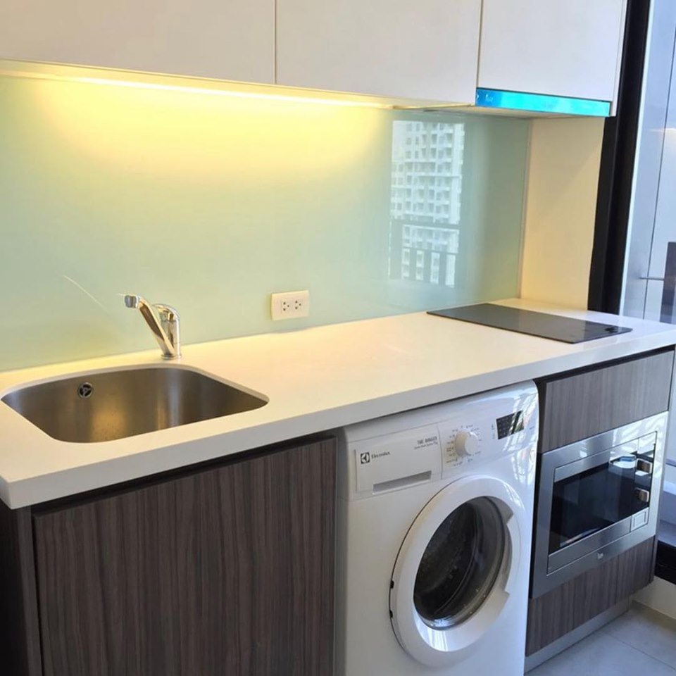 For Rent !!! Urbano Absolute Studio Room 30 sq.m. 5 stars facilities, nice decoration รูปที่ 1