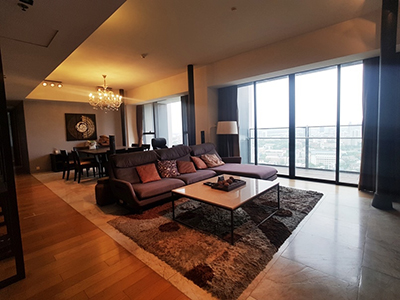 คอนโดหรู แบบ 3 ห้องนอน ที่ คอนโด The Met ถ.สาธรใต้ A Nicely Décor 3 Bedroom Unit Available at The Met, Sathorn รูปที่ 1