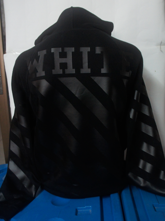 สกรีนเสื้อคู่ เสื้อแก๊ง สกรีนด่วน  รับทำสติ๊กเกอร์ติดฉลากสินค้า รูปที่ 4