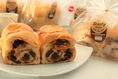 ขนมปังไส้หมูหยองลูกเกด  “Daily Bake”