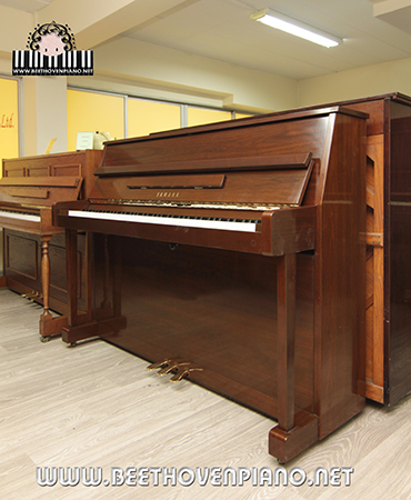 เปียโนมือสอง YAMAHA C108W รูปที่ 5