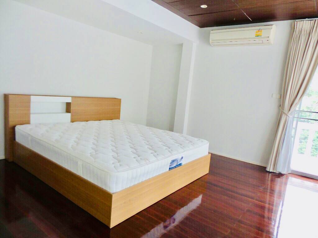 ให้เช่าบ้านเดี่ยว 4ห้องนอน สุขุมวิท For Rent single house 4BR Sukhumvit รูปที่ 1