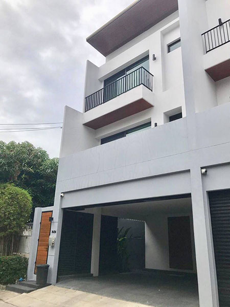 ให้เช่า บ้านเดี่ยว 3 ห้องนอน แถวสุขุมวิท For Rent Single house 3BR Near Sukhumvit รูปที่ 1