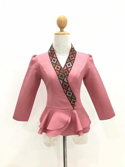 จำหน่ายเสื้อไหมลาว จากเวียงจันทร์โดยตรง ของแท้ 100% รูปที่ 4