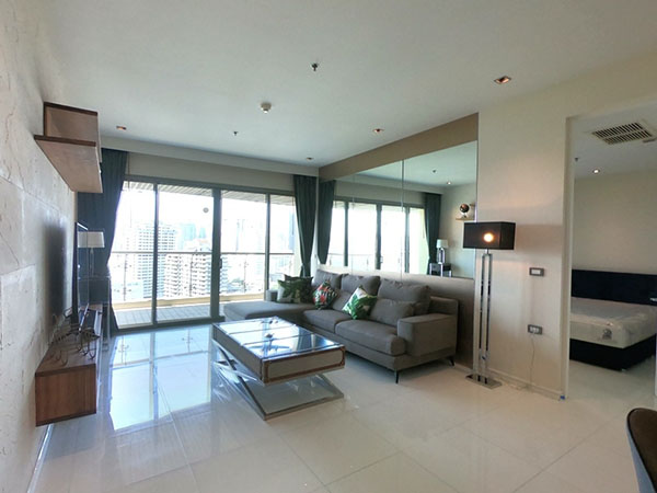 คอนโด The Lake แบบ 2+1 ห้องนอน พื้นที่กว้าง A Spacious & Nicely Décor 2+1 Bed Unit at The Lake รูปที่ 1