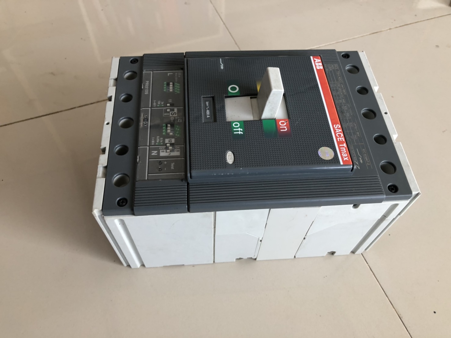 ขาย เมน เบรกเกอร์ Main Breaker ABB SACE Tmax T5H PR221DS 400A เอบีบี สามเฟส 3P 400 แอมป์ มือสอง รูปที่ 3