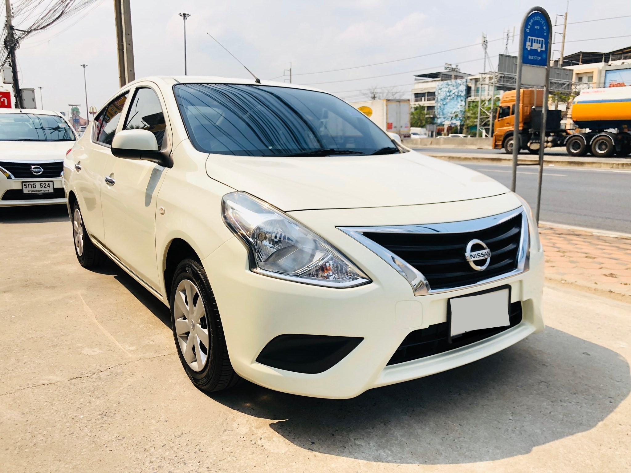 ขายรถมือสอง รถบ้าน ราคาถูก NISSAN ALMERA 1.2 E ปี2016 รูปที่ 1