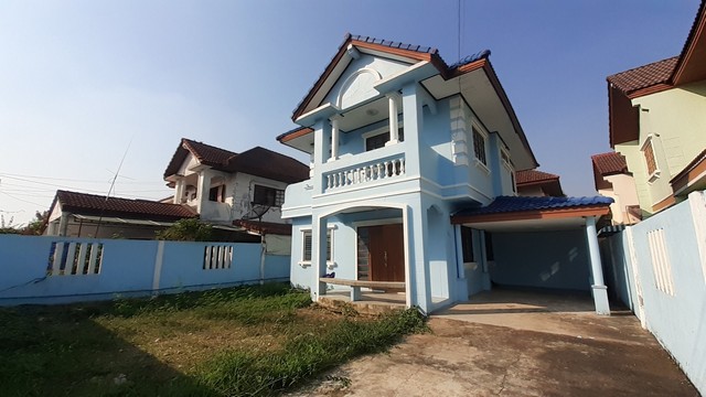 B63059 ขายบ้านมือสอง หมู่บ้านมณียา3 ท่าอิฐ นนทบุรี เนื้อที่ 60 ตรว ทาสีใหม่ทั้งหลัง(สีฟ้า) รูปที่ 1