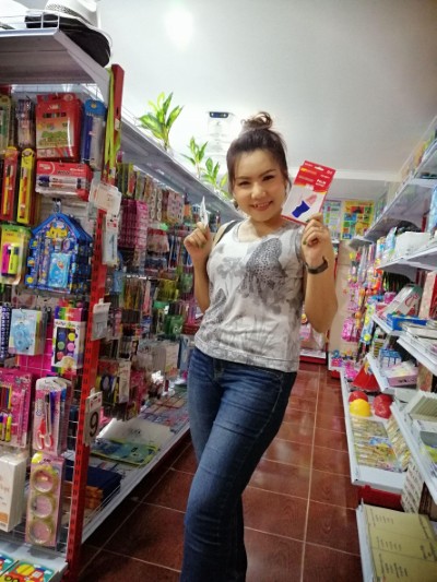 จำหน่ายสินค้าราคาถูกเริ่มต้นที่ 15 บาท อาทิ เครื่องสำอาง เครื่องประดับ เครื่องครัว รูปที่ 5