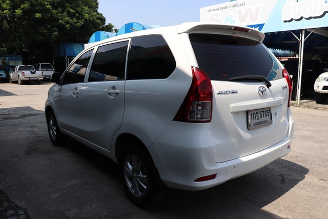 ขายรถบ้านมือเดียวไม่มีชนสวยกริบเจ็ดที่นั่ง TOYOTA AVANZA 1.5 G AUTO 2012 สีขาวเติมE20  รูปที่ 1