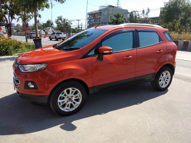 FORD ECOSPORT 1.5 TItaninum TOP AUTO ปี2014 สีส้ม ขายรถบ้านผู้หญืงใช้มือเดียวสวยกริบ รูปที่ 1