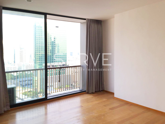 ปล่อยเช่าคอนโดทำเลดี  Noble Revo Silom  ติด BTS Surasak  1 Bd 1 Bth  50 Sq.m  30 K รูปที่ 1