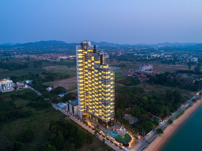 Delmare Bangsaray Beachfront For Sale/Rent at Pattaya 1 Bed 1 Bath 1 Living Room รูปที่ 1