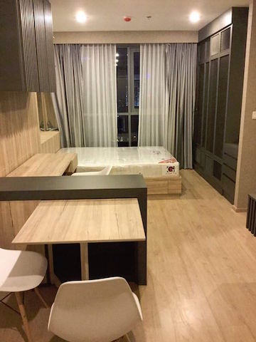 Ideo Q Chula Samyan fully furnished ready to move in Sam Yan MRT รูปที่ 1