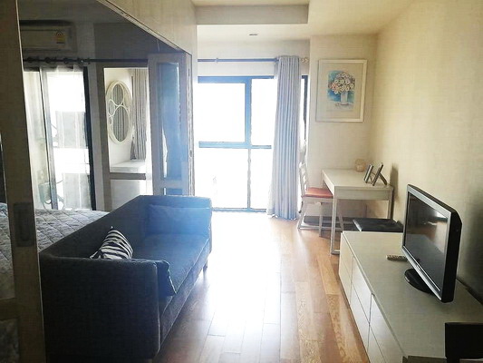 (เช่า) FOR RENT SATHORN GARDENS CONDOMINIUM / 1 bedroom / 40 Sqm.**20,000** CLOSE SATHORN RD. รูปที่ 1