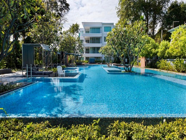 คอนโดบ้านแสนดาว น่าอยู่ สระว่ายน้ำใหญ่ ติดทะเล Very peaceful Beachfront Condo in Hua Hin รูปที่ 1