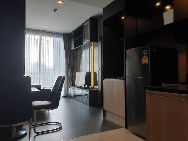 Edge Sukhumvit 23 beautiful decoration peaceful clean BTS Asoke MRT Sukhumvit รูปที่ 1