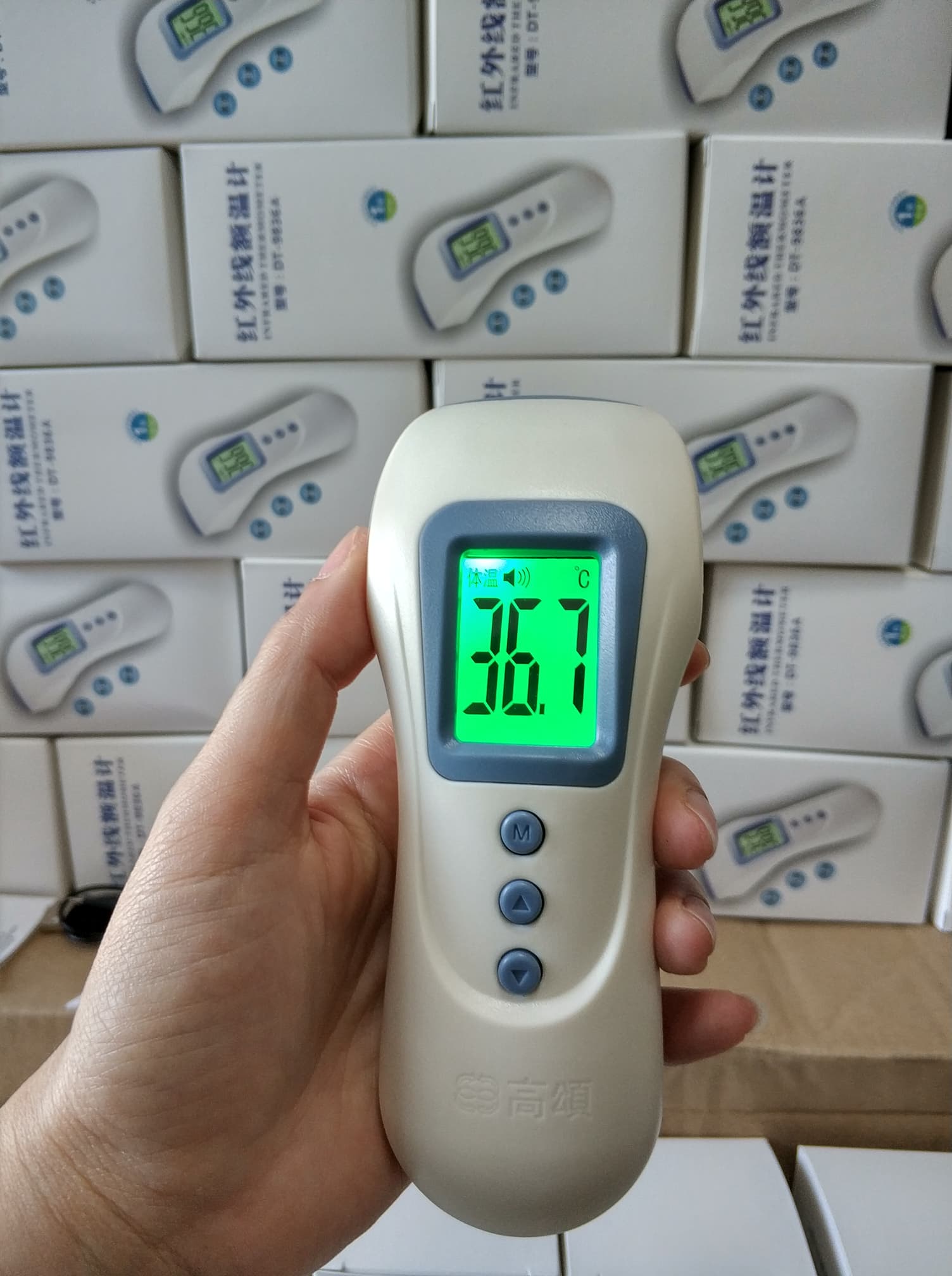Infrared Thermometer วัดไข้ วัดอุณหภูมิ แบบไม่สัมผัสชาร์จไฟได้ น้ำหนักเบา รูปที่ 2