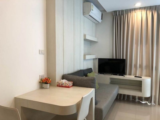 For rent The chezz at pattaya krang site studio price 10,000 bath  รูปที่ 1