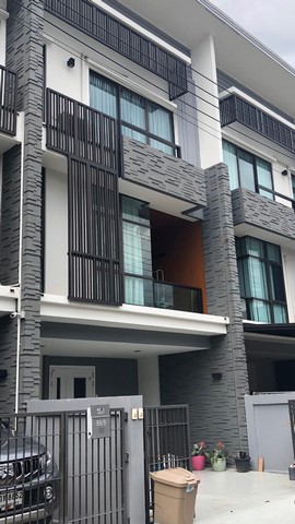 NP0558 ให้เช่าทาวน์โฮม Plex Residence นวมินทร์ 111 ใกล้คริสตัล พาร์ค รูปที่ 1