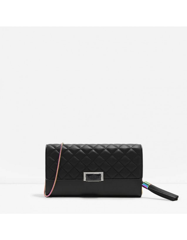 Charles & Keith QUILTED CLUTCH  รูปที่ 1