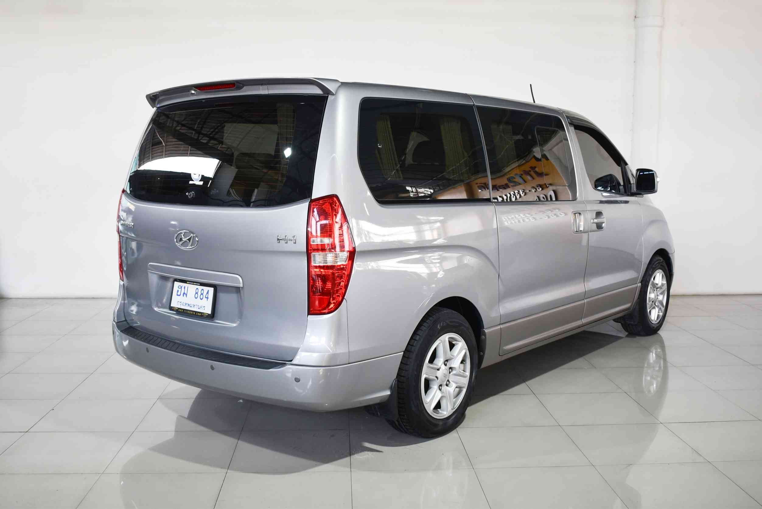 ขายรถ HYUNDAI H1 2.5 DELUXE 2013 GREY ราคาพิเศษสุดคุ้มห้ามพลา่ด รูปที่ 1