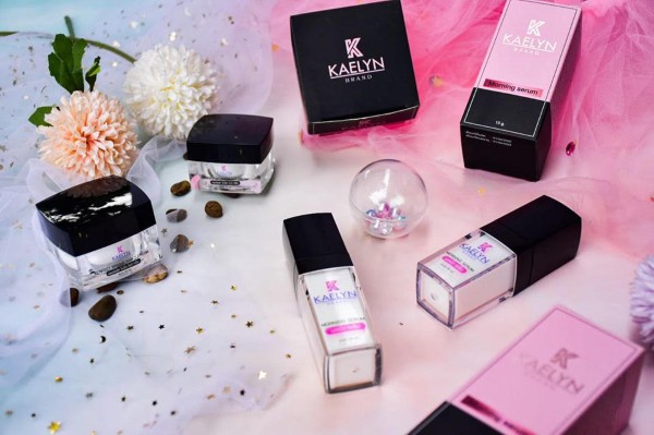 อยากมีผิวสวยกระจ่างใสแบบดารา ออร่าพุ่งเจิดจรัส Kaelyn Brand ช่วยคุณได้ รูปที่ 6