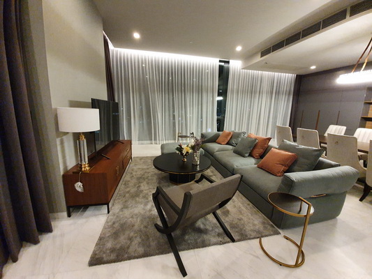 (เช่า) FOR RENT THE MONUMENT THONGLOR / 3 beds 4 baths / 252 Sqm. 250,000 Pet Friendly. รูปที่ 1