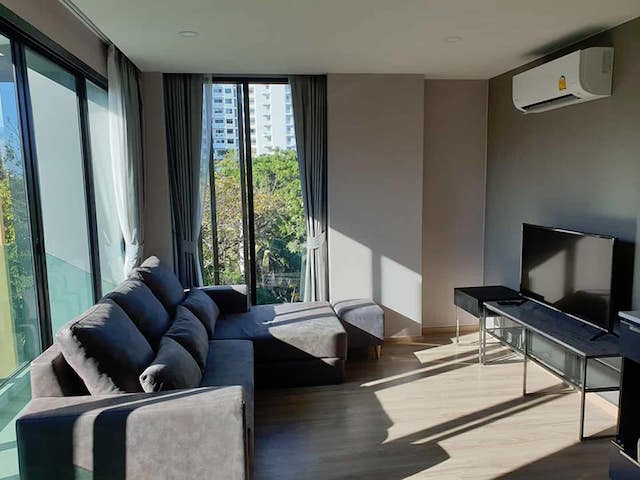 The Teak Sukhumvit 39 fully furnished private beautiful view BTS Phrom Phong รูปที่ 1