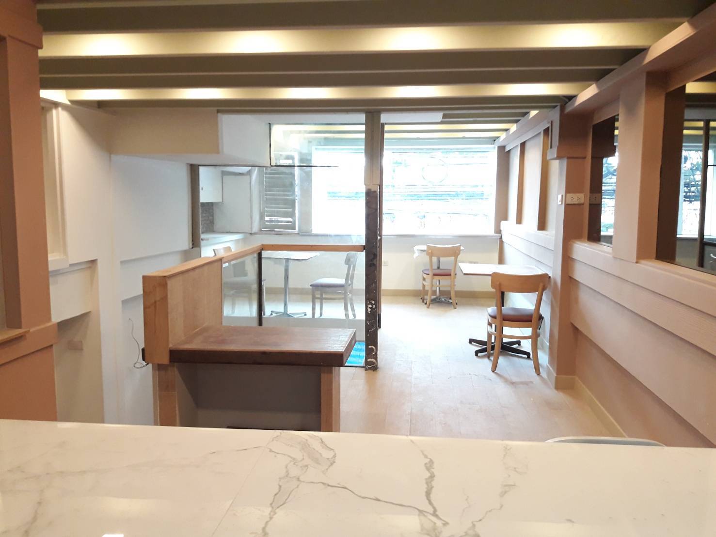  ให้เช่าบูติคเซอร์วิสอพาร์ทเม้นท์หรือ HOME OFFICE ใจกลางเมือง วิววัดบวรสวยมาก ใกล้ถนนข้าวสาร ราคาเริ่มต้นที่ 6,900 บาท/เดือนเท่านั้น รูปที่ 5