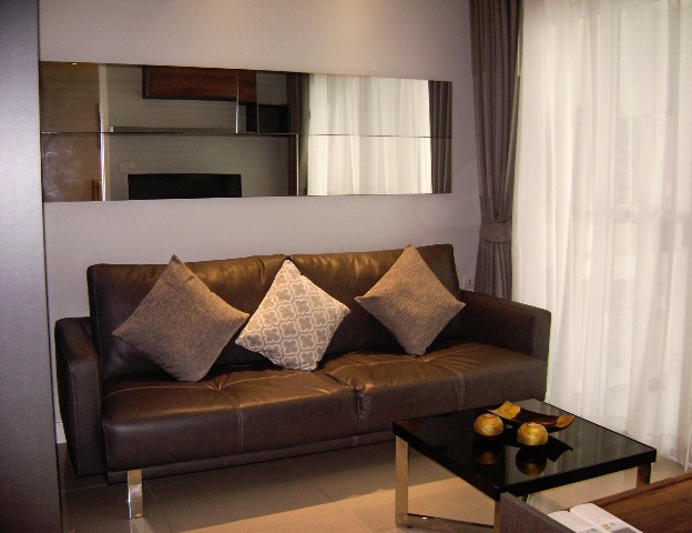 Le Nice Ekamai nice room fully furnished 4th floor BTS Ekkamai รูปที่ 1