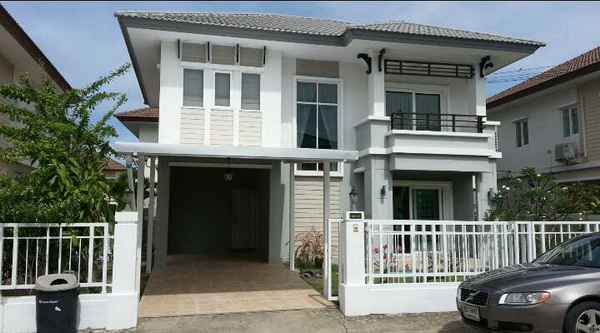 (เช่า) FOR RENT PRUKSA VILLAGE BANGNA KM.10 / 3 beds 2 baths / 51 Sqw. 22,000 CLOSE MEGA BANGNA รูปที่ 1