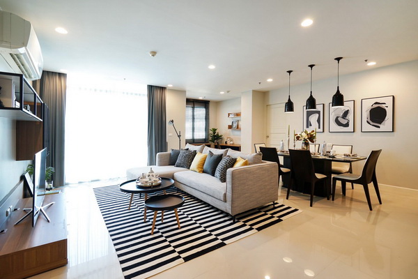 (เช่า) FOR RENT MASTER CENTRIUM SUKHUMVIT 21 / 3 beds 3 baths / 159 Sqm. 87,000 CLOSE BTS ASOKE รูปที่ 1