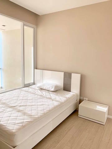 The Room Sukhumvit 21 fully furnished Duplex clean BTS Asoke รูปที่ 1