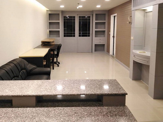 (เช่า) FOR RENT STATE TOWER SILOM / 1 bedroom / 68 Sqm. 25,000 CLOSE BTS SURASAK รูปที่ 1