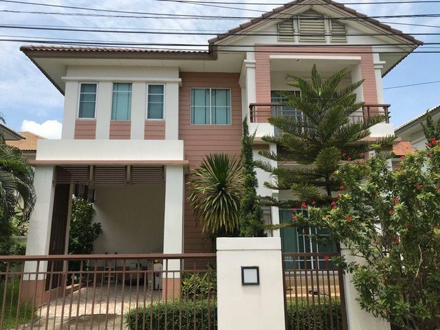 For Rent บ้านเดี่ยว 2ชั้น หมู่บ้านสราญสิริ รามอินทรา มีเฟอร์พร้อมอยู่ ถนนปัญญาอินทรา  รูปที่ 1