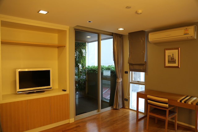 Quad Silom fully furnished peaceful beautiful view BTS ช่องนนทรี รูปที่ 1