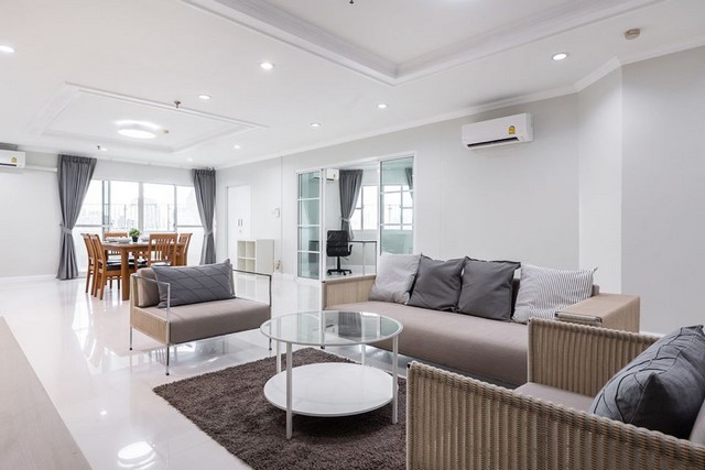 55 Tower fully furnished 3 bedrooms 23rd floor beautiful view BTS ทองหล่อ รูปที่ 1