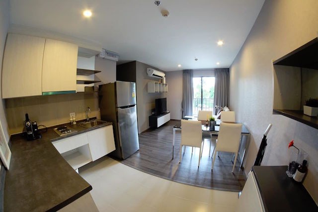 The Base Park West 2 bedrooms fully furnished clean BTS Onnut รูปที่ 1