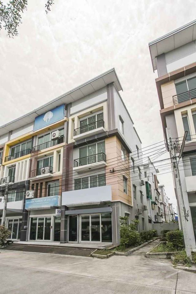 BS469ให้เช่าโฮมออฟฟิศ 4 ชั้น โครงการRK BIZ CENTER ใกล้สนามบินสุวรรณภูมิ ติดถนนคู่ขนานมอเตอร์เวย์  รูปที่ 1