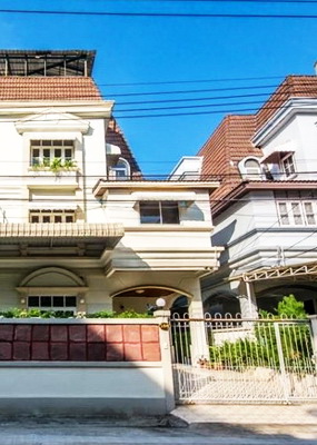 (เช่า) FOR RENT TOWNHOUSE SRINAKARIN 24 / 4 beds 3 baths / 30 Sqw. 45,000  รูปที่ 1